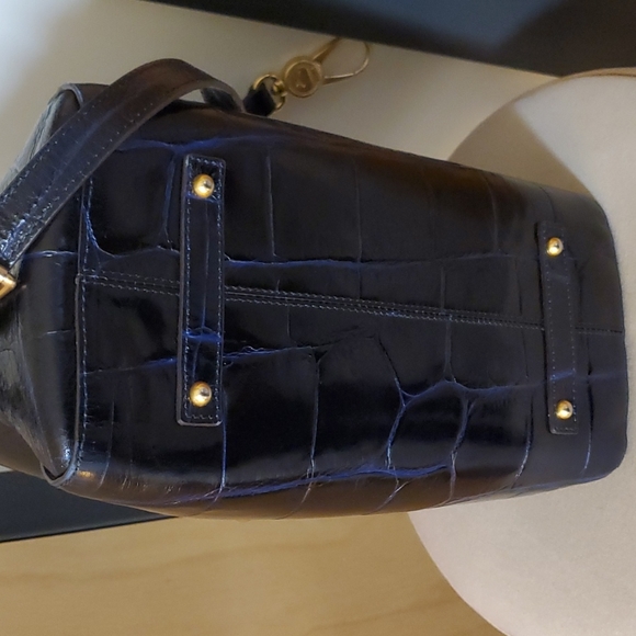 Dooney &Bourke, Navy, embossed leather bag - Picture 11 of 15